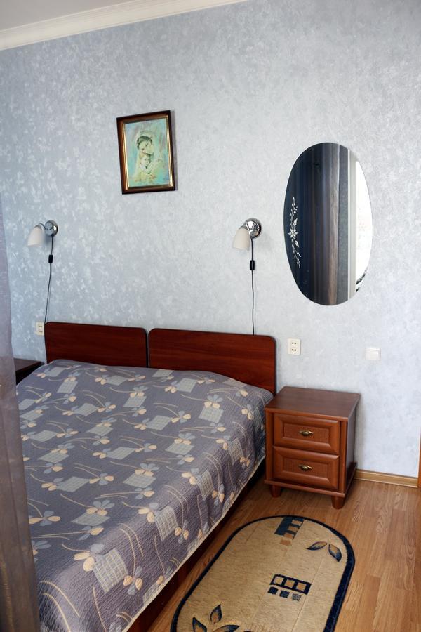 Сонячна Hotel Truskavets Ngoại thất bức ảnh